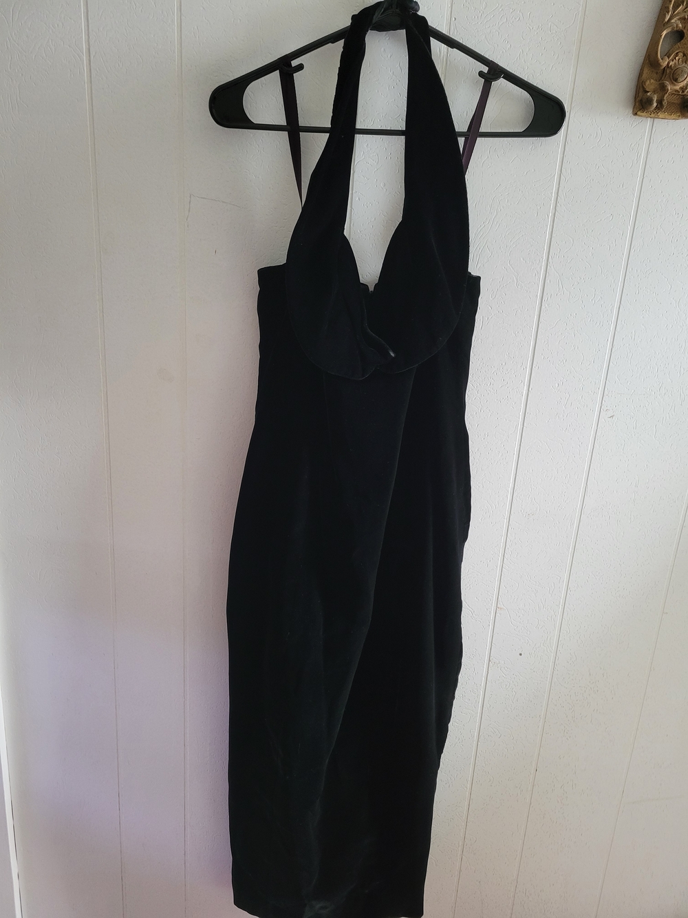 VINTAGE Black Velvet Halter Midi Dress - Elegant Evening Wear (NEEDS REPAIR)